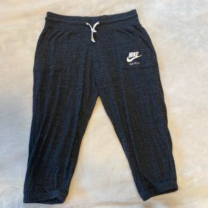 Nike Capri Joggers